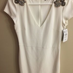 Zara Brand New- white dress Size M